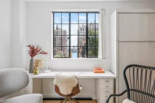 304 E 41st St, New York, NY 10017 - Photo 1
