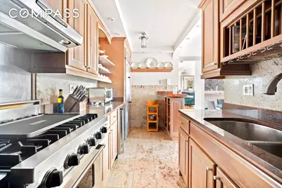 210 E 15th Street #10HJK, New York, NY 10003 - Photo 5
