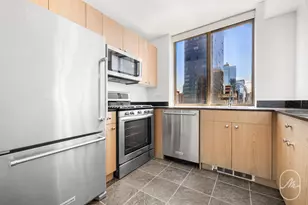 561 10th Ave, New York City, NY 10036 - Photo 7