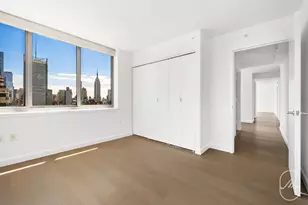 561 10th Ave, New York City, NY 10036 - Photo 5