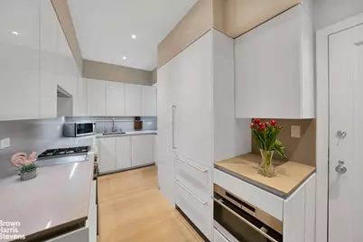 14 Sutton Place S #5F, New York City, NY 10022 - Photo 3