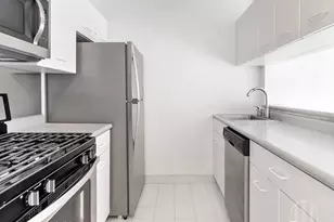 2 S End Ave, New York, NY 10280 - Photo 3