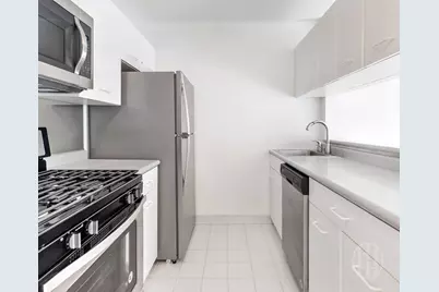 2 S End Avenue #6V, New York City, NY 10280 - Photo 3