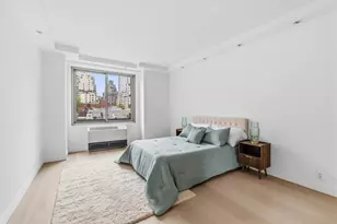 300 E 74th St, New York City, NY 10021 - Photo 5
