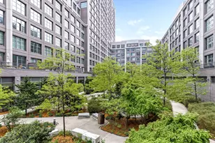 115 York St, New York City, NY 11201 - Photo 9