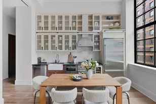 520 W 45th St, New York City, NY 10036 - Photo 3