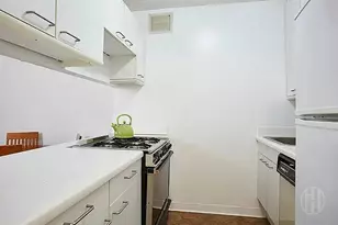 280 Rector Pl, New York City, NY 10280 - Photo 5