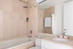 21 S End Ave, New York City, NY 10280 - Photo 11