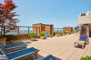 45 E 89th St, New York City, NY 10128 - Photo 11