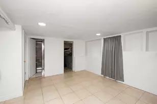120-24 141st St, New York City, NY 11436 - Photo 7