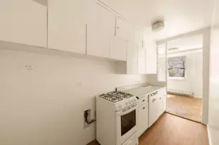 63 E 9th St, New York City, NY 10003 - Photo 5
