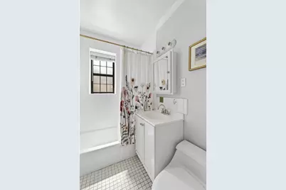 68-12 Burns Street #A3, New York City, NY 11375 - Photo 5