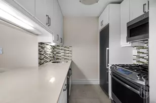 377 Rector Pl, New York City, NY 10280 - Photo 7