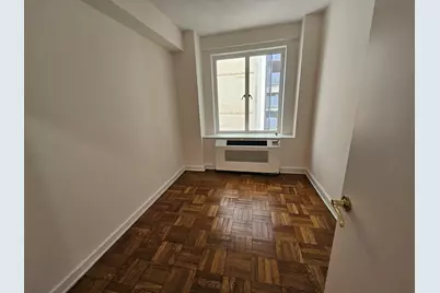 40 Central Park S #15I, New York City, NY 10019 - Photo 9