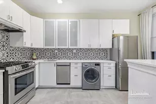109 W 82 St, New York City, NY 10024 - Photo 5