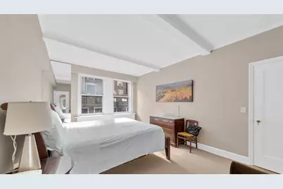 111 E 56th Street #1202, New York City, NY 10022 - Photo 3