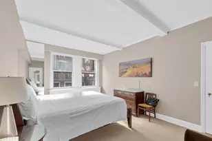 111 E 56th St, New York City, NY 10022 - Photo 3