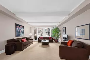 111 E 56th St, New York City, NY 10022 - Photo 1