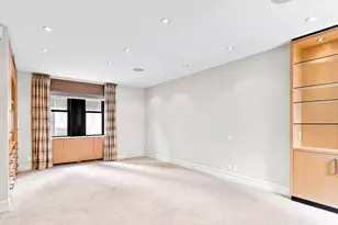 111 E 56th St, New York, NY 10022 - Photo 3