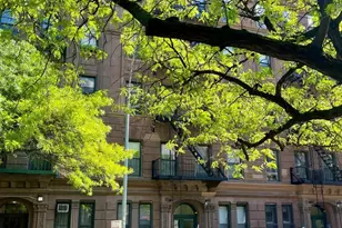 349 W 44th St, New York City, NY 10036 - Photo 7