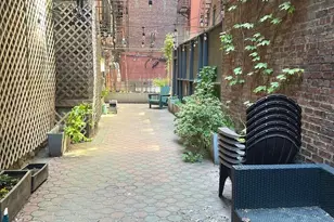 349 W 44th St, New York City, NY 10036 - Photo 9