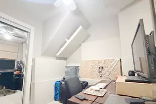 60-34 59th Dr, New York City, NY 11378 - Photo 5