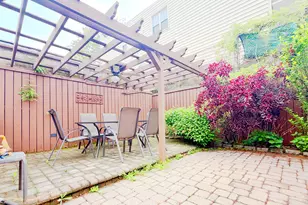 60-34 59th Dr, New York City, NY 11378 - Photo 9