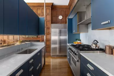 164 E 70th Street, New York, NY 10021 - Photo 9