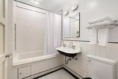 164 E 70th Street, New York, NY 10021 - Photo 37