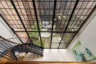 164 E 70th St, New York City, NY 10021 - Photo 1