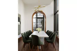 135 E 47th St, New York City, NY 10017 - Photo 9