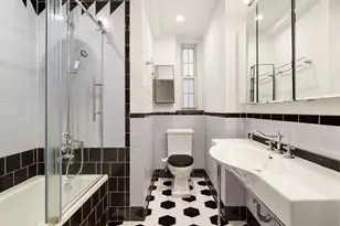 360 Clinton Ave, New York City, NY 11238 - Photo 5