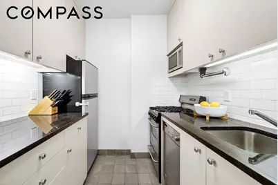 20 E 9th Street #4T, New York City, NY 10003 - Photo 3
