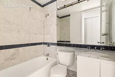 500 W 43rd Street #5C, New York, NY 10036 - Photo 5