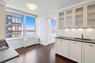 80 Riverside Blvd, New York, NY 10069 - Photo 15