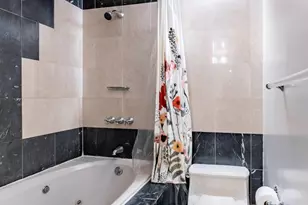 43 W 61st St, New York City, NY 10023 - Photo 9