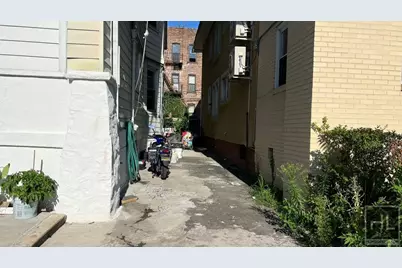 1043 E 14th Street #1, Brooklyn, NY 11230 - Photo 13