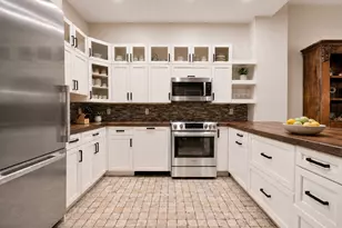 233 W 26th St, New York City, NY 10001 - Photo 5
