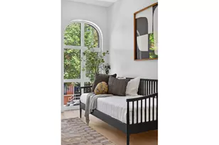 222 16th St, New York City, NY 11215 - Photo 19