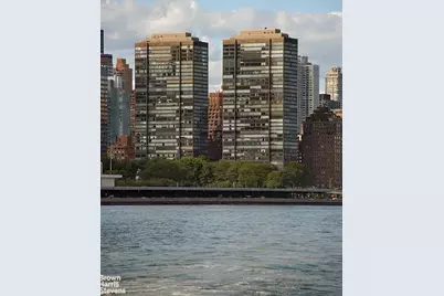 870 United Nations Plaza #20B, New York City, NY 10017 - Photo 13