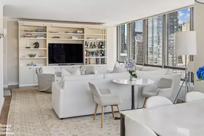 870 United Nations Plaza #20B, New York City, NY 10017 - Photo 3