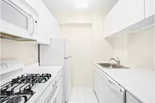 250 E 40th St, New York City, NY 10016 - Photo 7