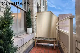 1 Hanson Pl, New York City, NY 11243 - Photo 15