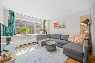 153 E 57th St, New York City, NY 10022 - Photo 1