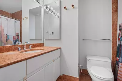 300 E 62nd Street #2103, New York City, NY 10065 - Photo 7