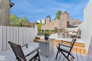31 Pierrepont St, New York City, NY 11201 - Photo 1