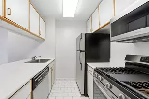 200 Rector Pl, New York City, NY 10280 - Photo 5