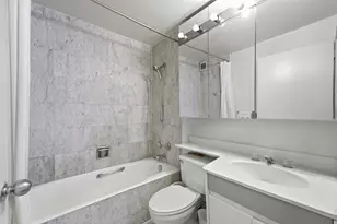 200 Rector Pl, New York City, NY 10280 - Photo 9