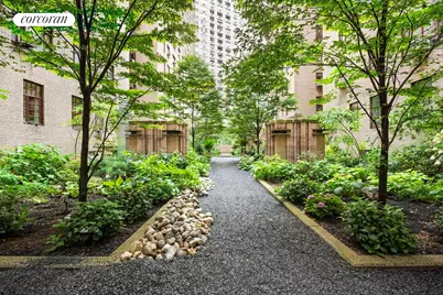 25 Central Park W #9QR, New York City, NY 10023 - Photo 27