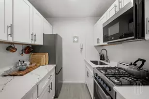 175 W 13th St, New York, NY 10011 - Photo 3